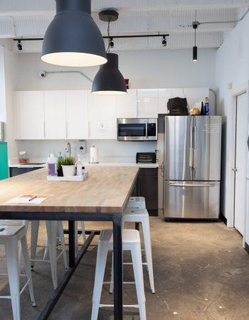 Turnkey, Profitable Space in Trendy Chicago Neighborhood